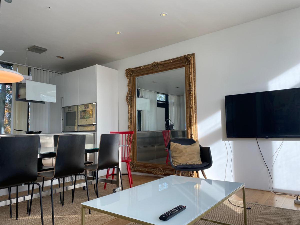 Exclusive 2 Level Etage Next To Arlanda-City Metro Stockholm Eksteriør bilde