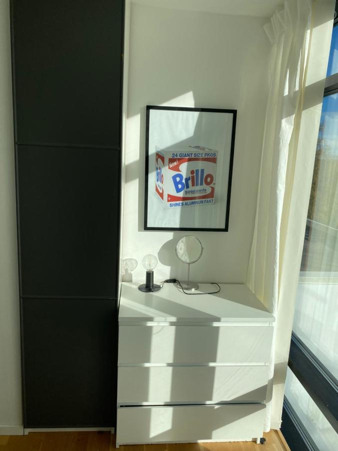 Exclusive 2 Level Etage Next To Arlanda-City Metro Stockholm Eksteriør bilde