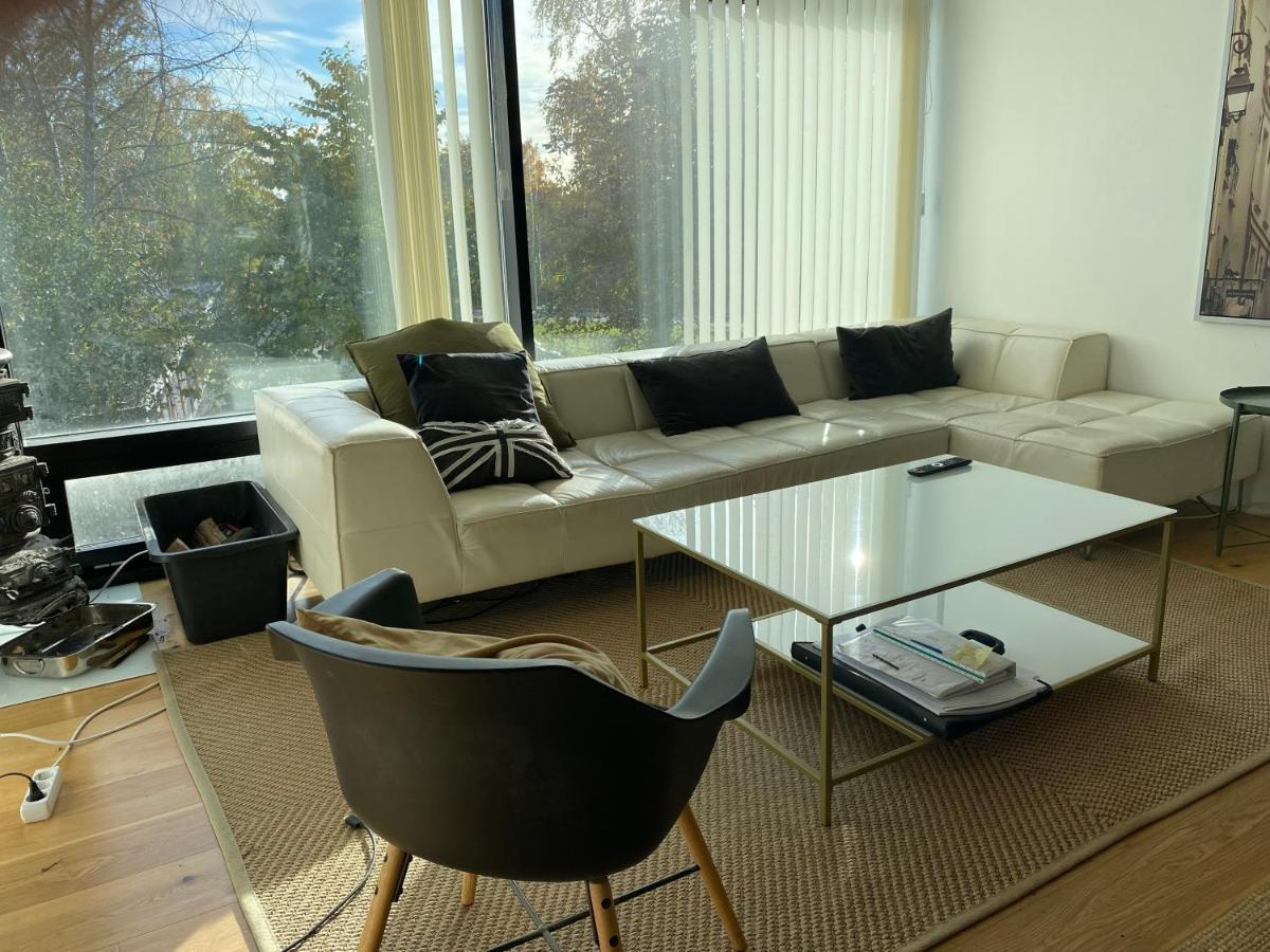 Exclusive 2 Level Etage Next To Arlanda-City Metro Stockholm Eksteriør bilde